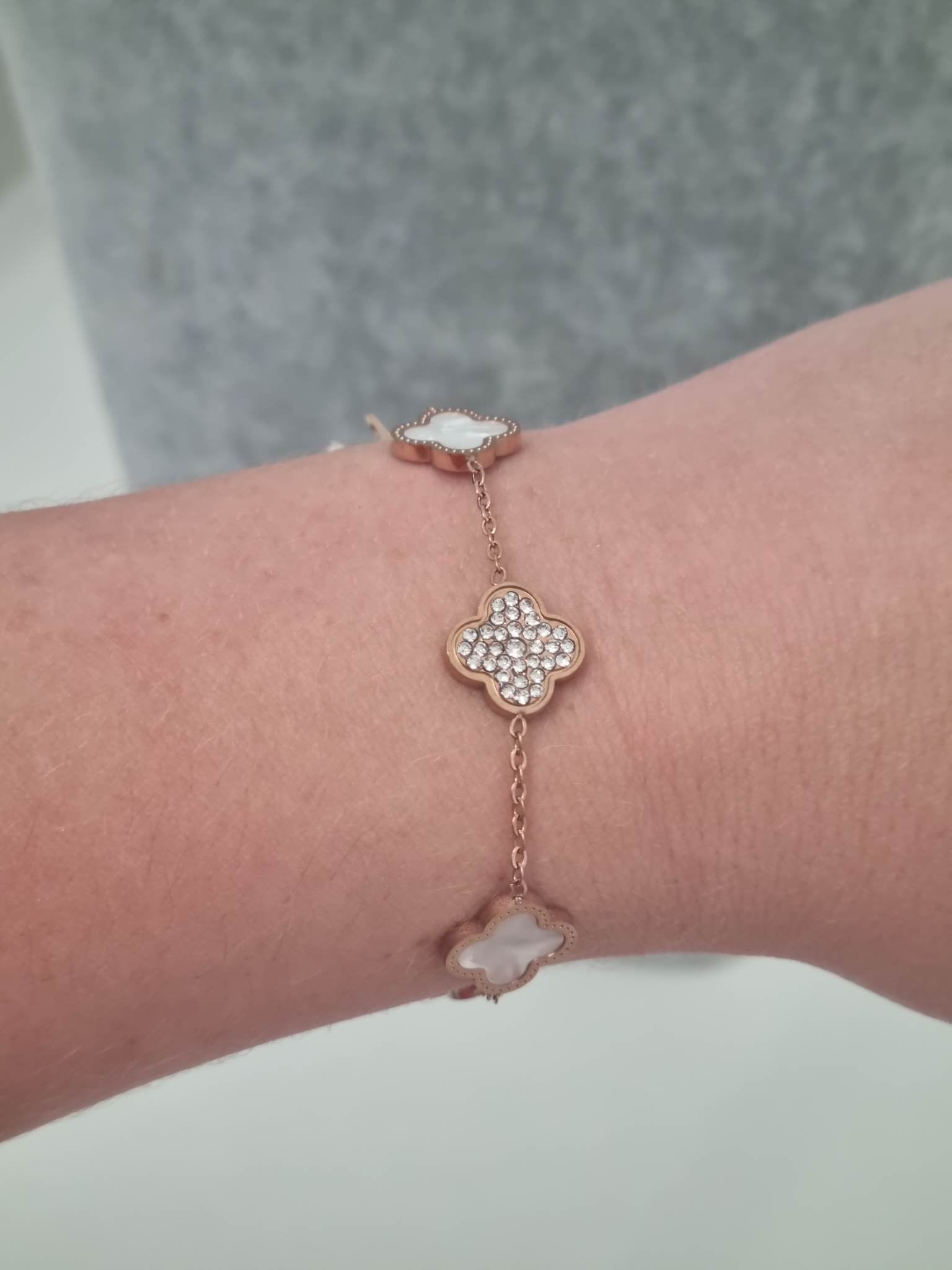Clover Bracelets - Crystal/Mother of Pearl