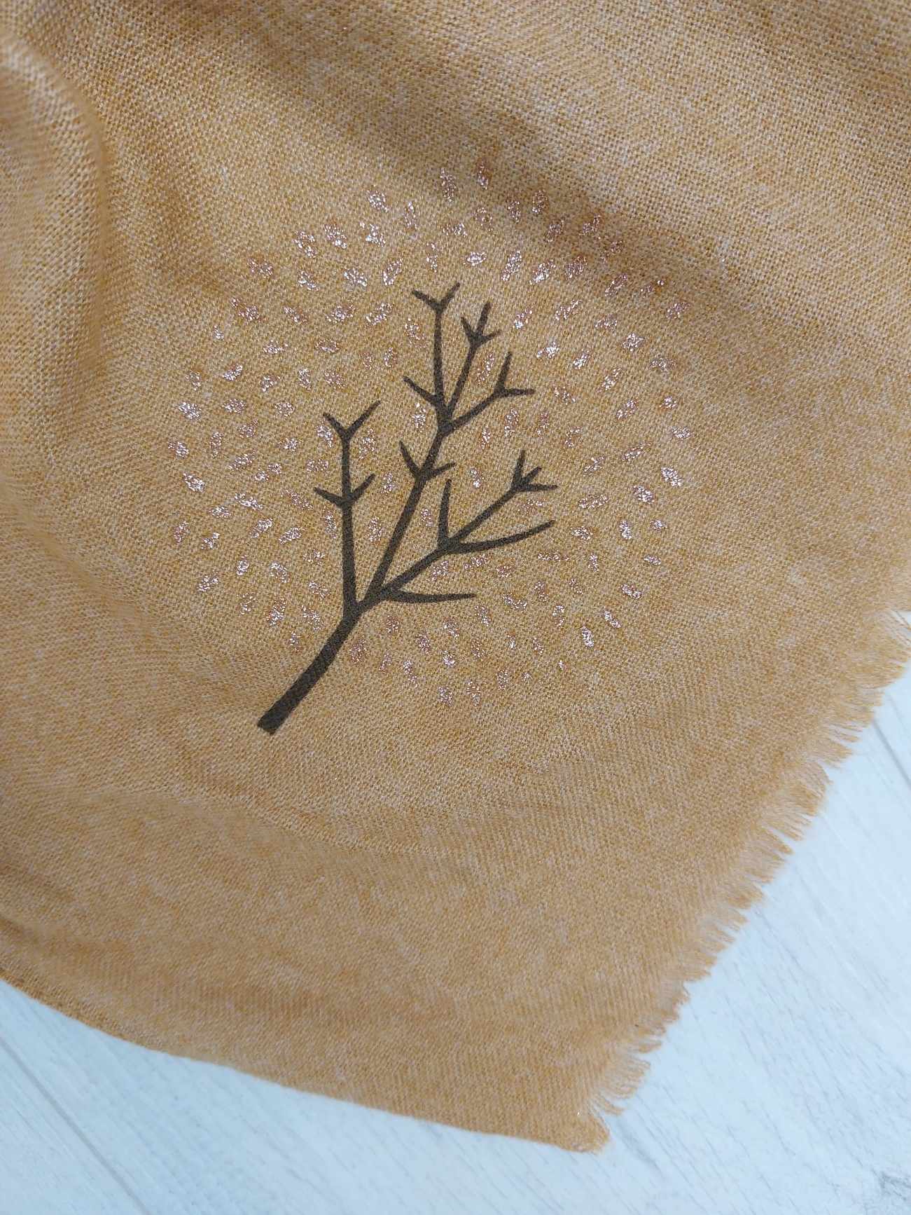 Tree of Life Scarf - Gold