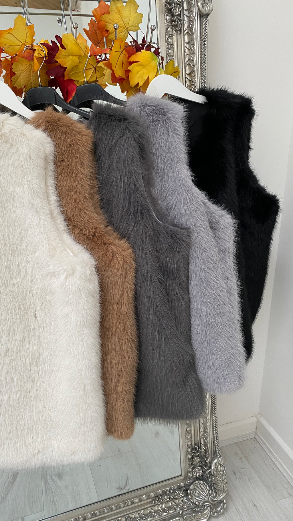 OUTDOOR COLLECTION