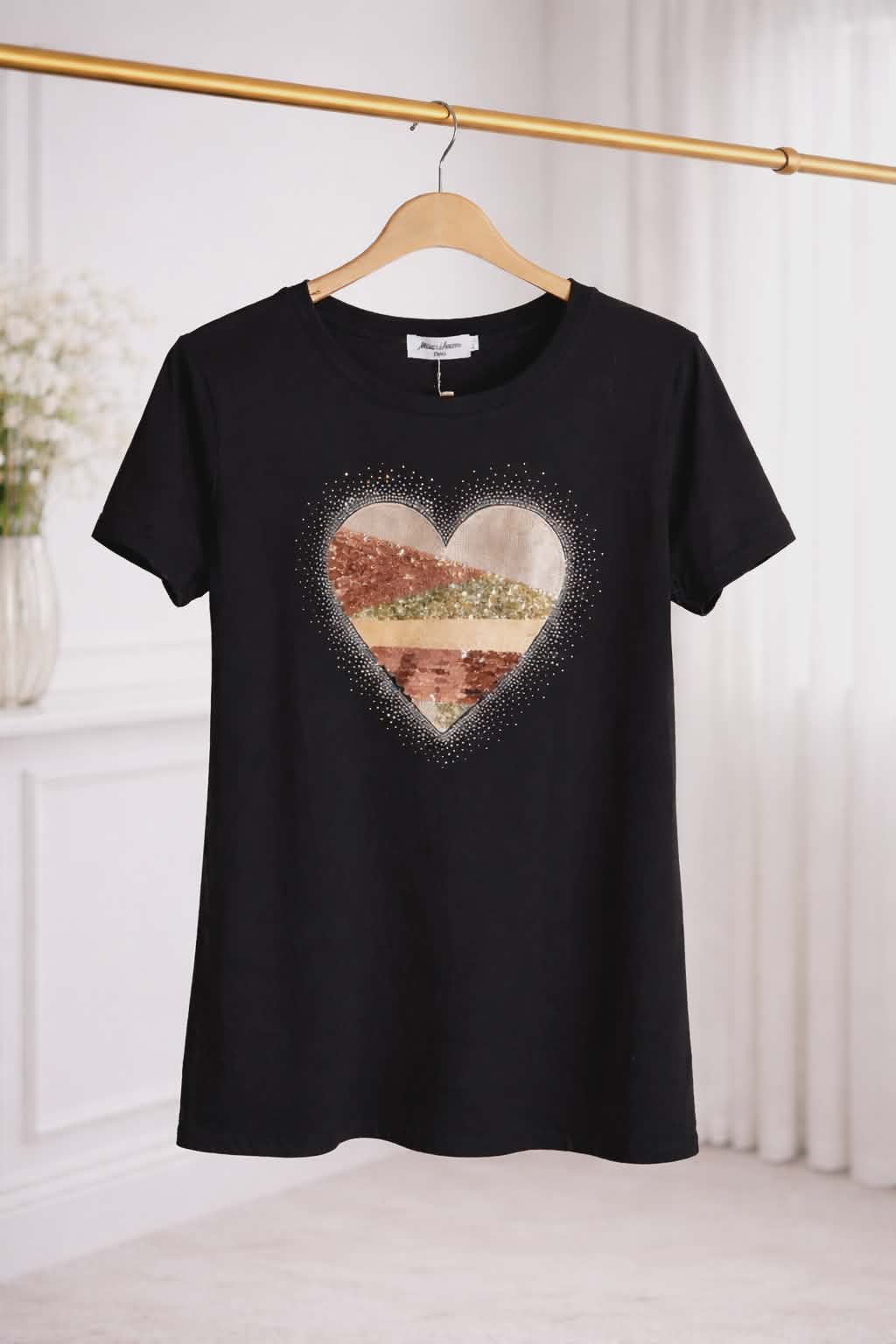 Heart Tee Shirt - Black (S/M fitting from Size 8 up to Size 12)