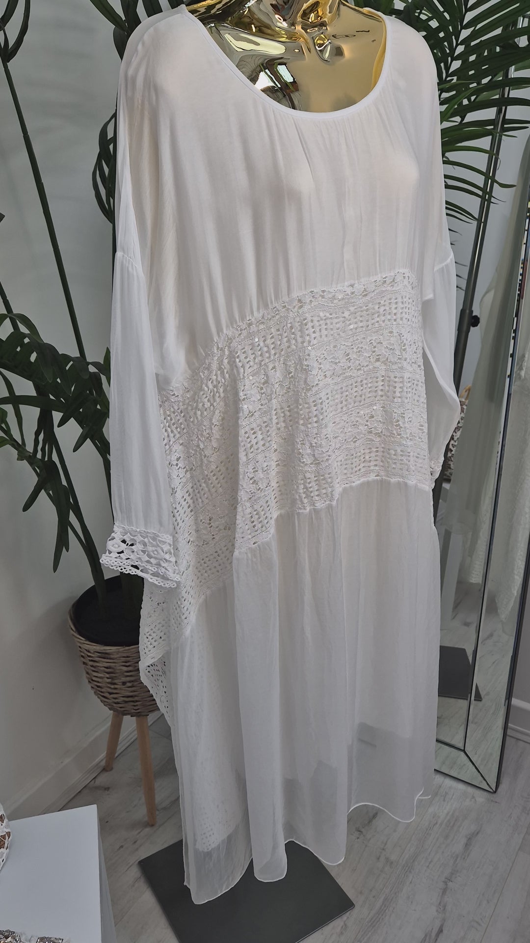 Ibiza Beach Dress with Iridescent Sequins - White (One Size)