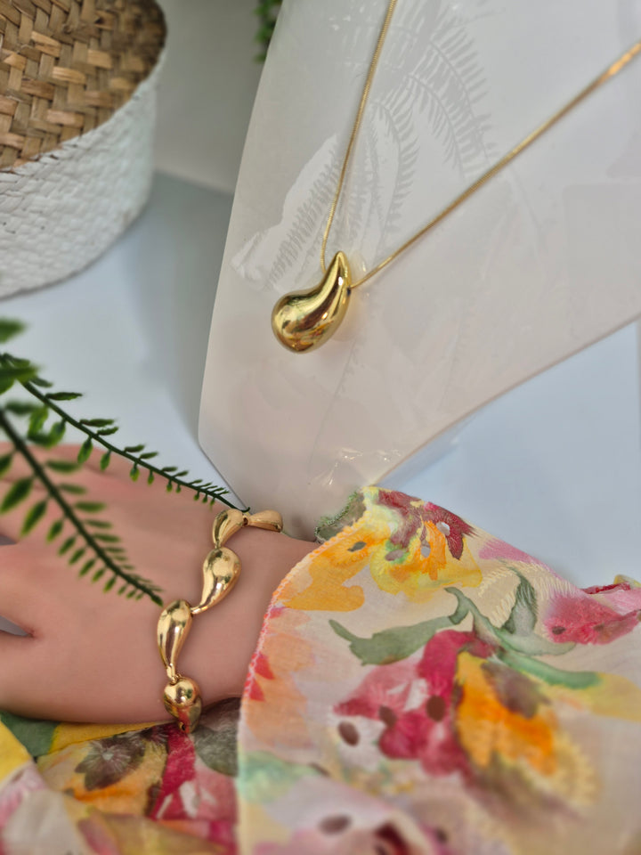 Teardrop Bracelet - Gold Tone