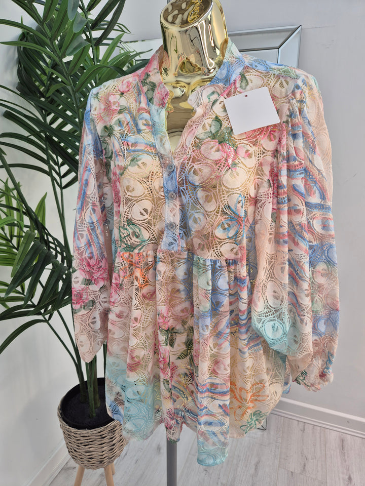 Gardenia Floral Lace Top - Cream (Oversized, fitting from Size 14 up to Size 20)