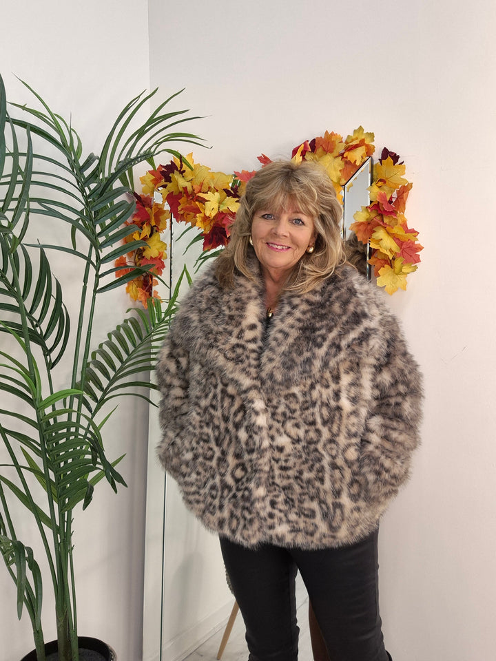 Oslo Faux Fur Shawl Collar Jacket - Snow Leopard (One Size/Curvy - fitting from Size 14 up to Size 18)