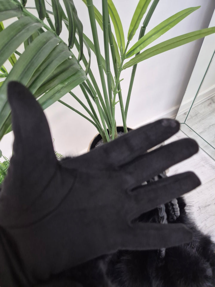 Oslo Gloves with Faux Leather & Faux Fur - Black with Gold Tone Logo