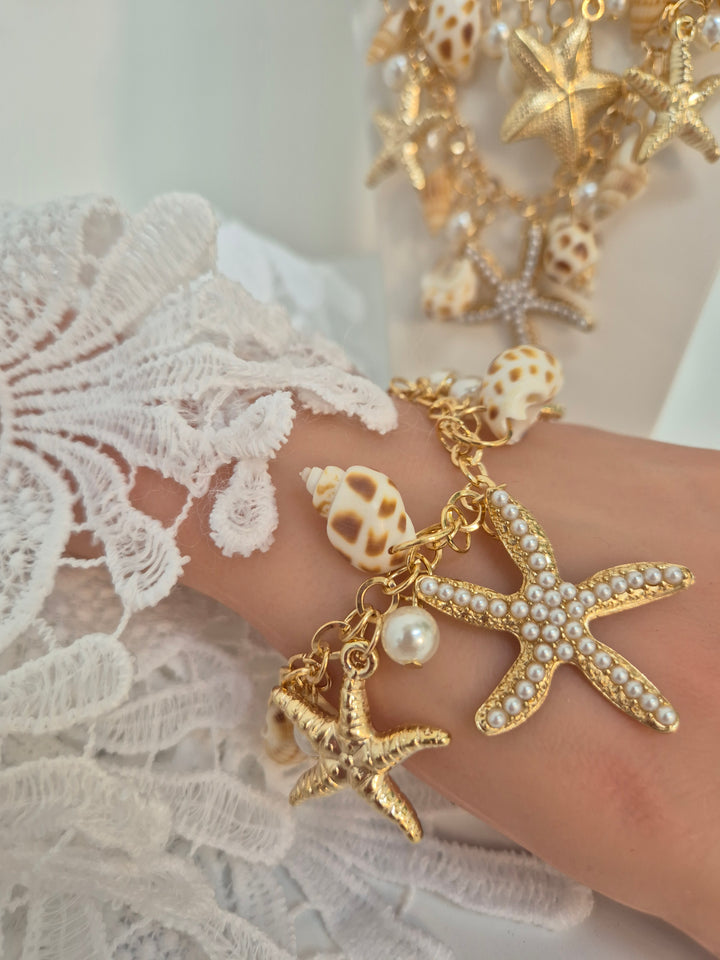 Starfish & Shells Bracelet - Gold Tone