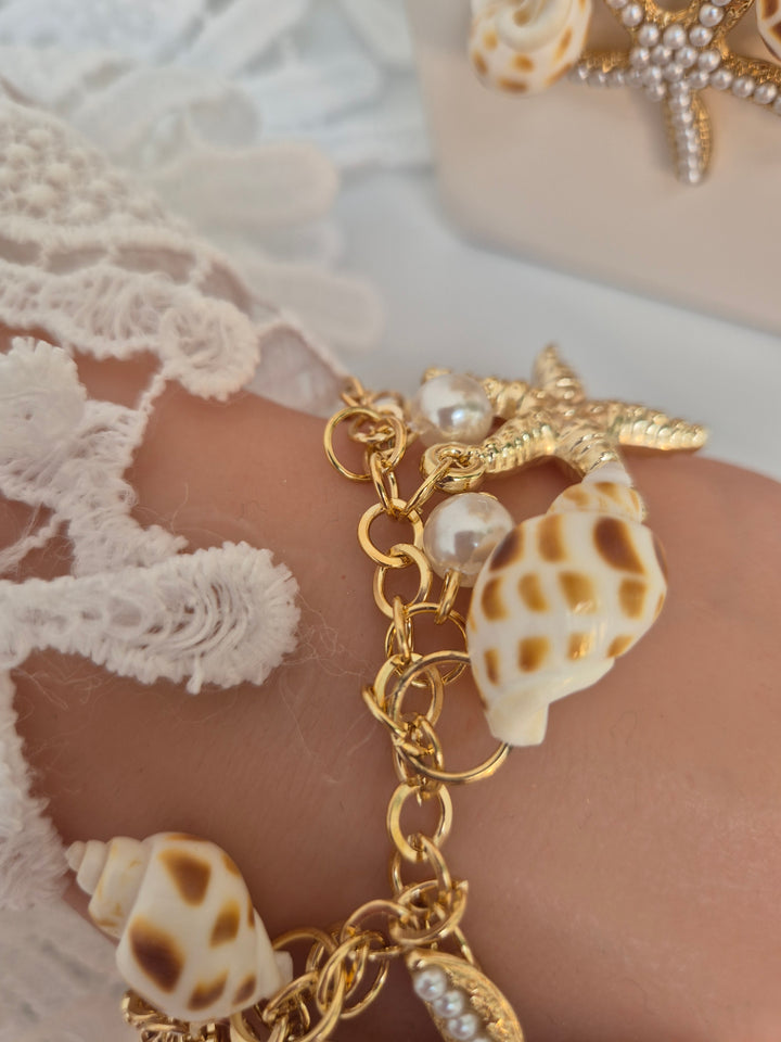 Starfish & Shells Bracelet - Gold Tone