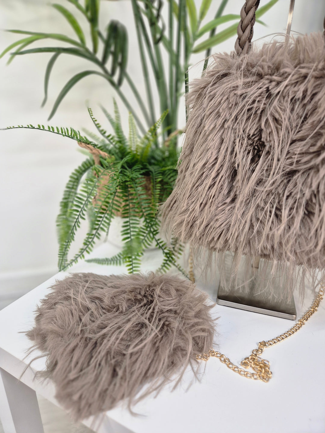 Oslo Faux Fur Shaggy Fingerless Gloves/Cuffs - Mocha