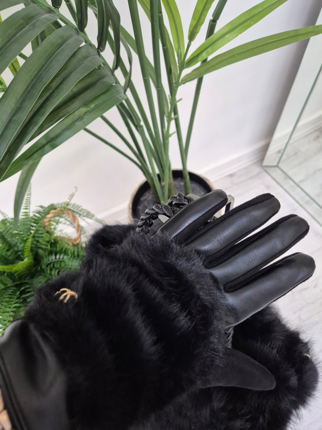 Oslo Gloves with Faux Leather & Faux Fur - Black with Gold Tone Logo