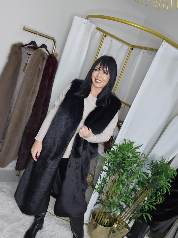 Oslo Faux Fur Longline Gilet - Black (One Size - fits from Size 10 up to Size 16)