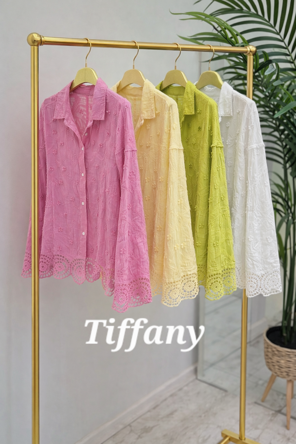 Tiffany Applique Blouse - Lemon (One Size/Curvy - fits from Size 12/14 up to Size 18)