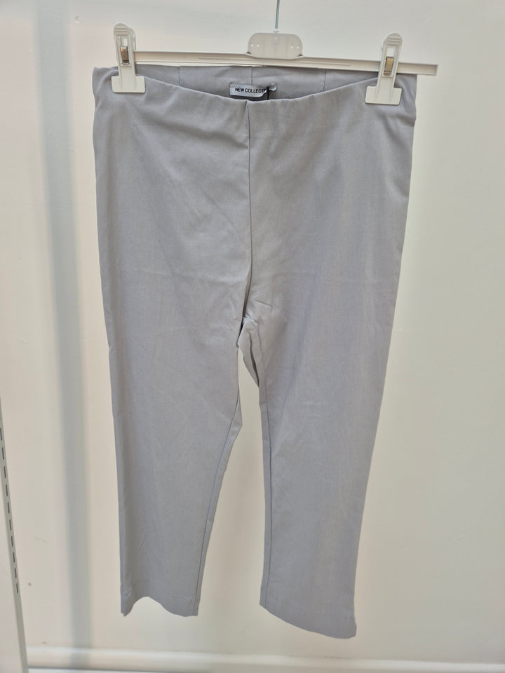 Magic Pedal Pushers/Capri Pants - (choose your Colour & Size)
