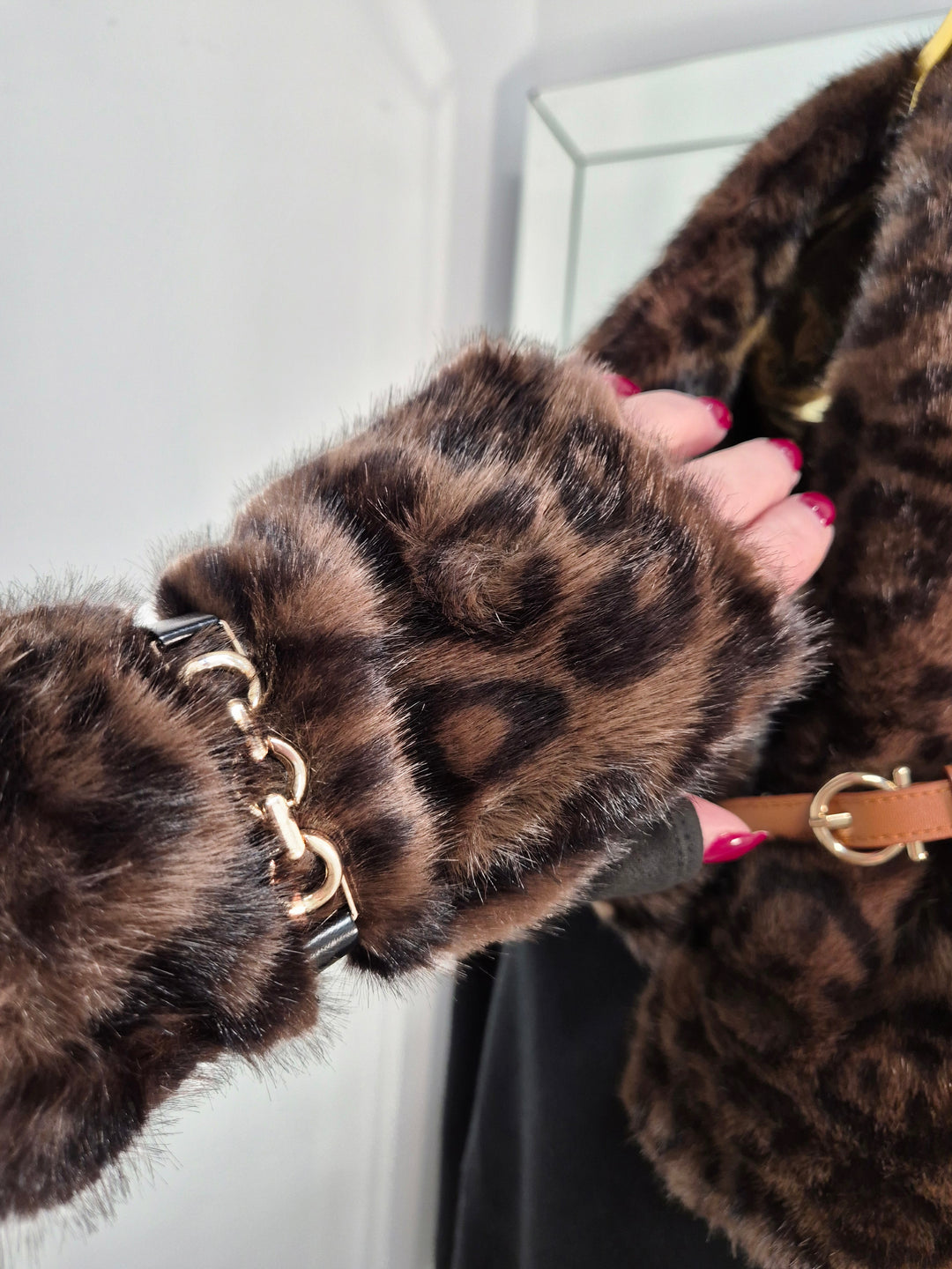 Oslo Faux Fur Scarf - Chocolate Leopard