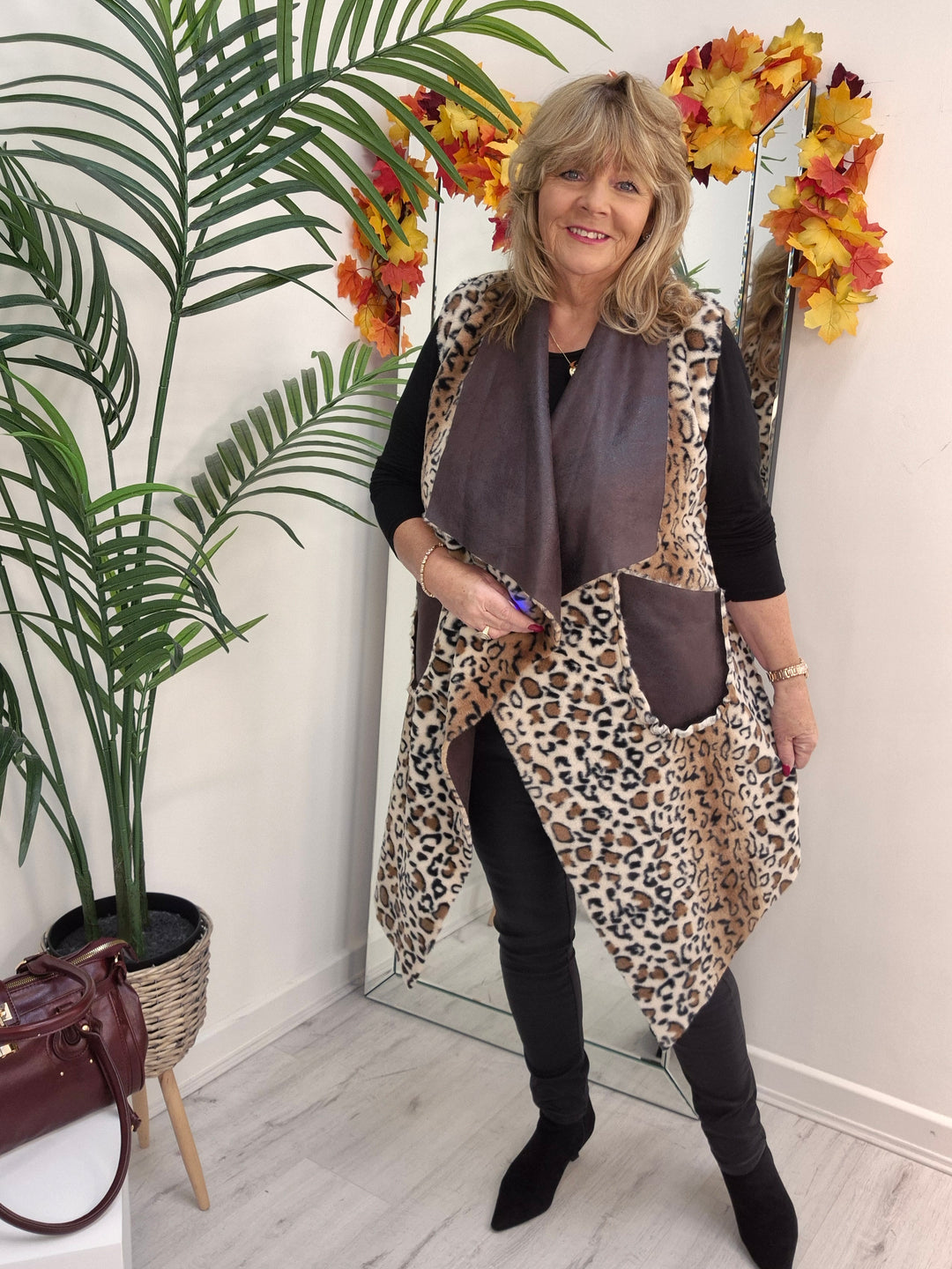 Oslo Faux Fur Reversible Gilet - Chocolate Leopard (Oversized, fitting from Size 12 up to Size 16)