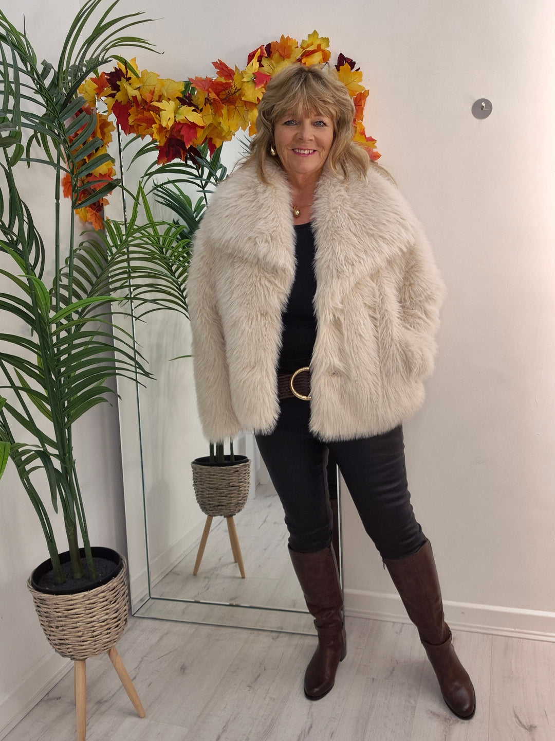Oslo Faux Fur Shawl Collar Jacket - Creamy Stone (One Size/Curvy - fitting from Size 14 up to Size 18)