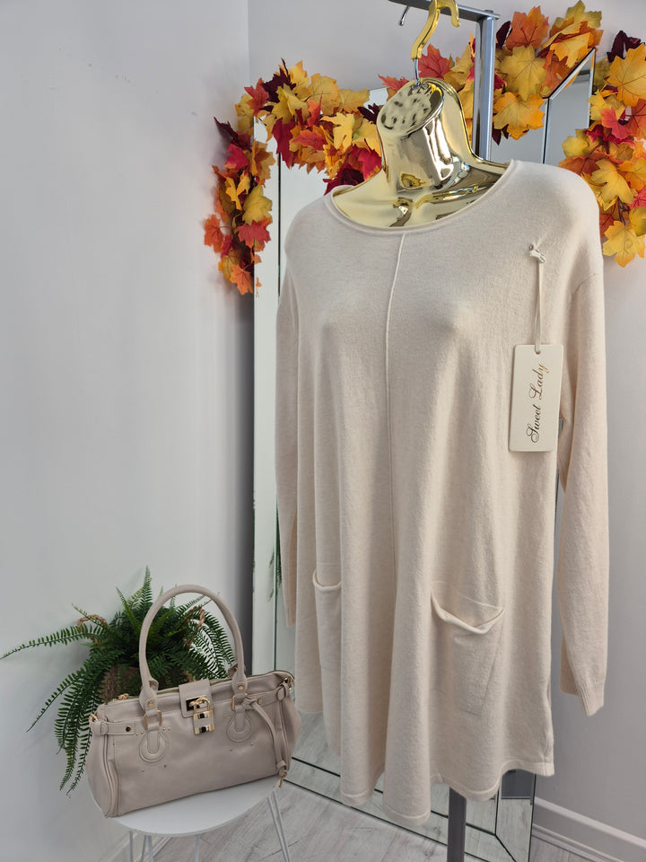 Josie Pocketed Jumper (choose your Colour) - (One Size/Curvy, fits from Size 14 up to Size 18/20)