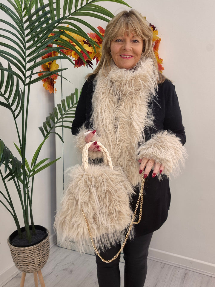 Oslo Faux Fur Shaggy Long Scarf - Cream