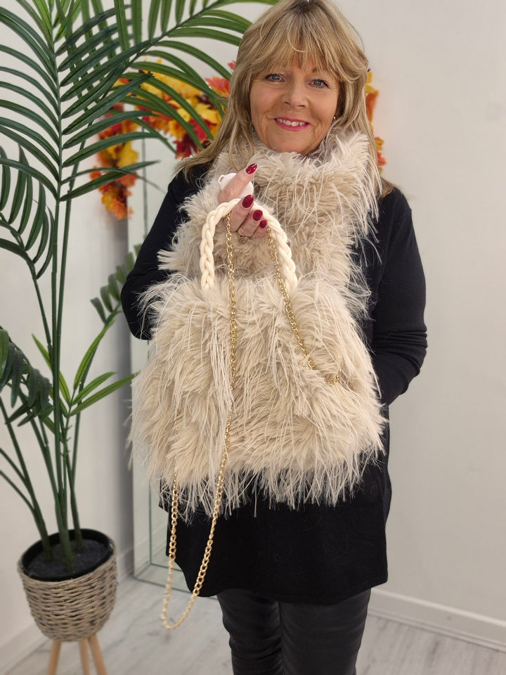Oslo Faux Fur Shaggy Long Scarf - Cream