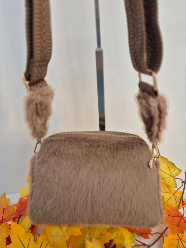 Oslo Faux Fur Bag - Chocolate