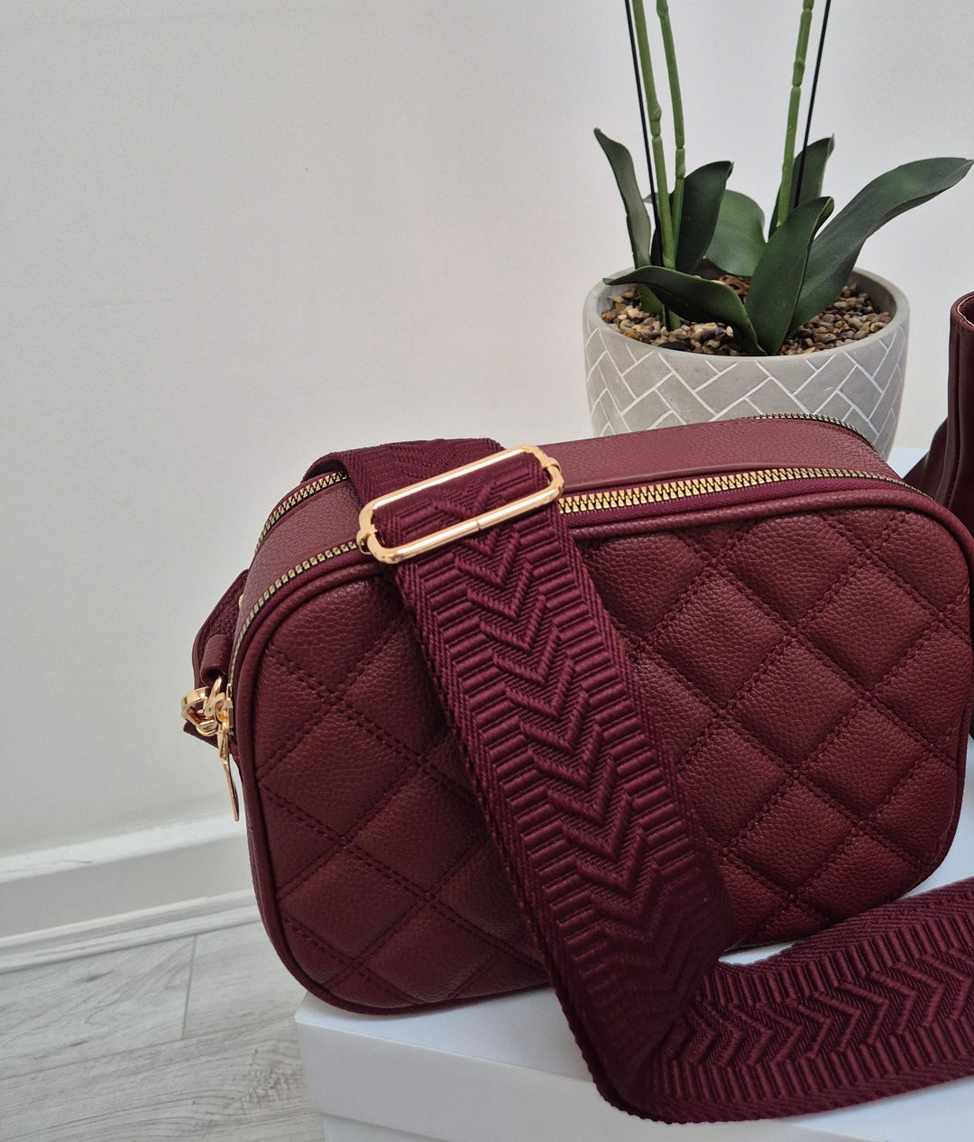 Diamond Quilted Bag - Wine (Gold Tone)