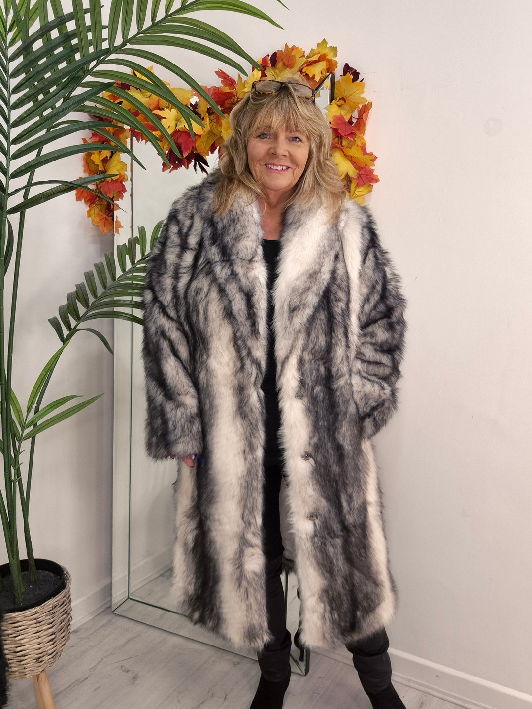 Oslo Faux Fur Longline Coat - White/Silver Grey (One Size - fitting Size 10 up to Size 16/18)