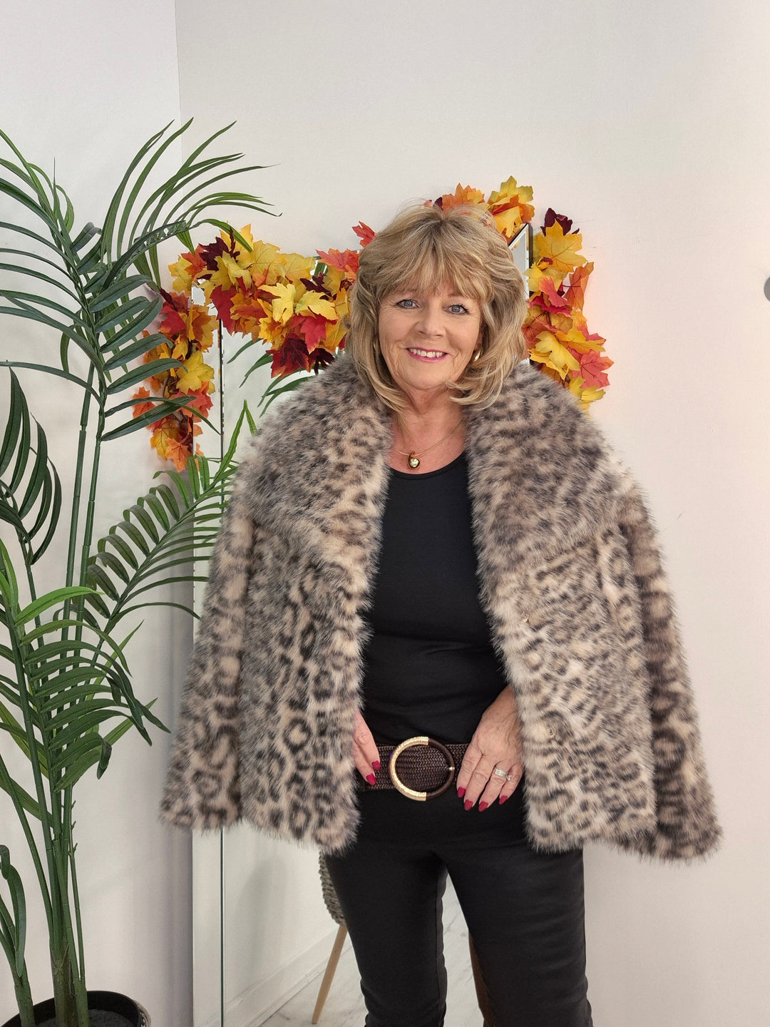 Oslo Faux Fur Shawl Collar Jacket - Snow Leopard (One Size/Curvy - fitting from Size 14 up to Size 18)
