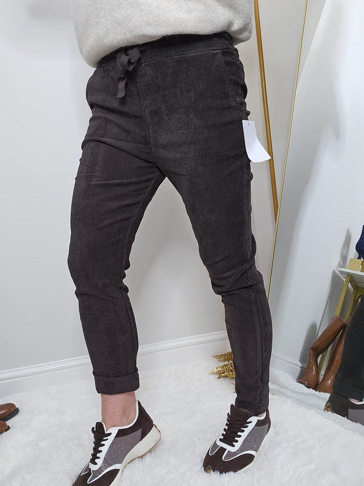 Magic Superfine Cord Pants - Chocolate (One Size, fits from Size 10/12 to Size 16/18)