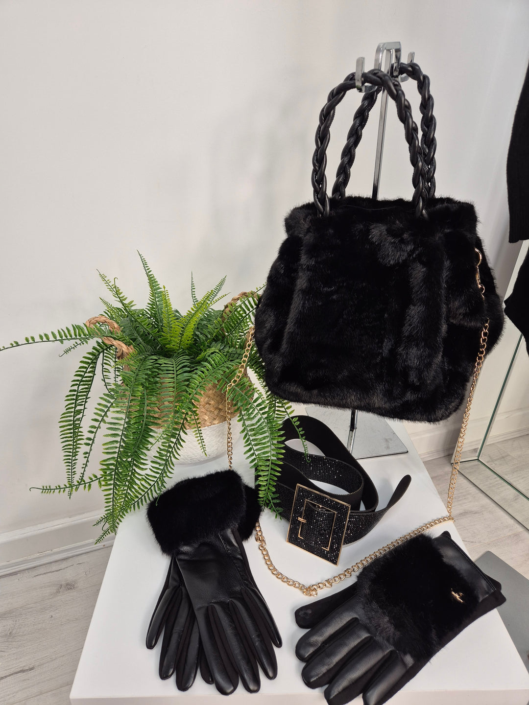 Oslo Faux Fur Infinity Snood - Black