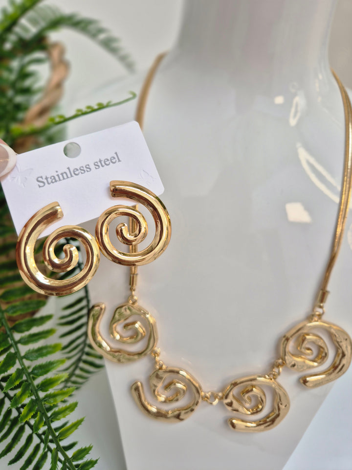 Swirl Necklace - Gold Tone