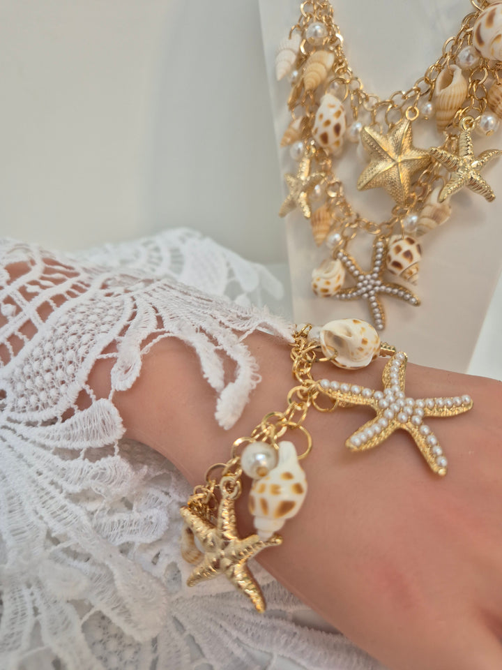 Starfish & Shells Bracelet - Gold Tone