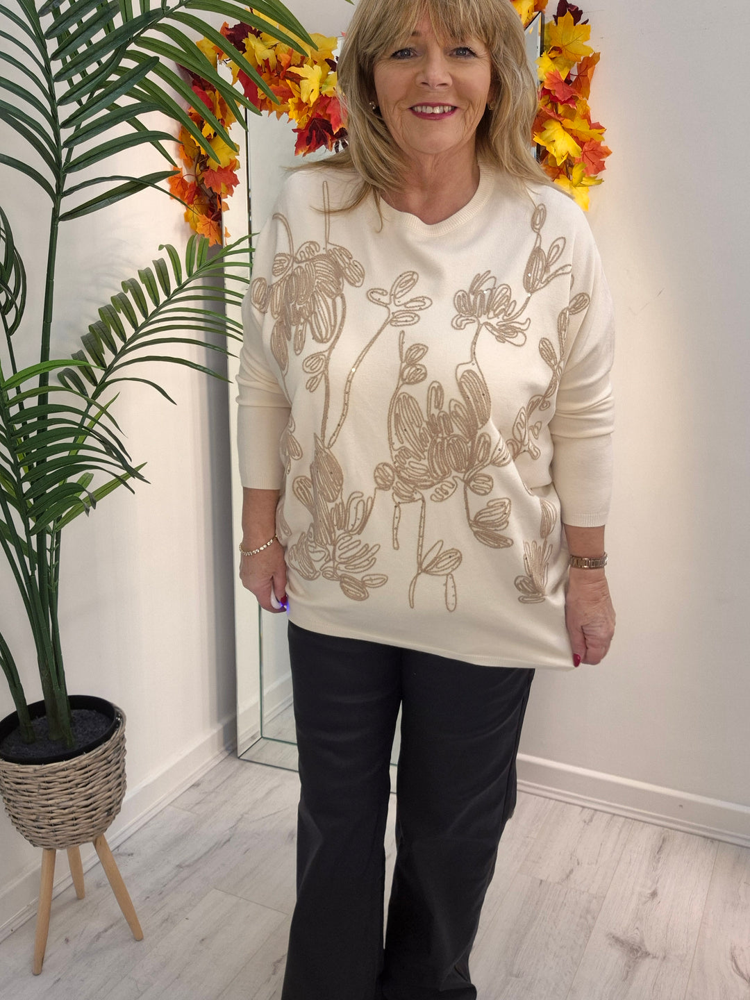 Eva Embroidered Sparkle Jumper - Cream (fitting from Size 14 up to Size 18/20)