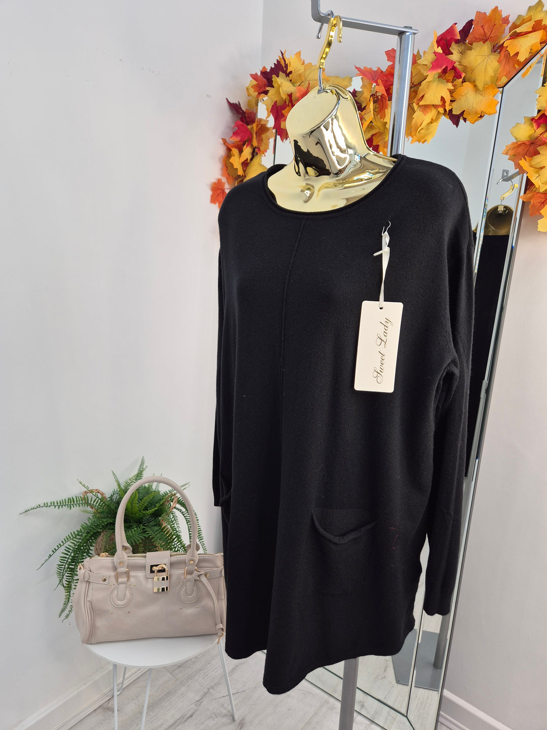 Josie Pocketed Jumper (choose your Colour) - (One Size/Curvy, fits from Size 14 up to Size 18/20)