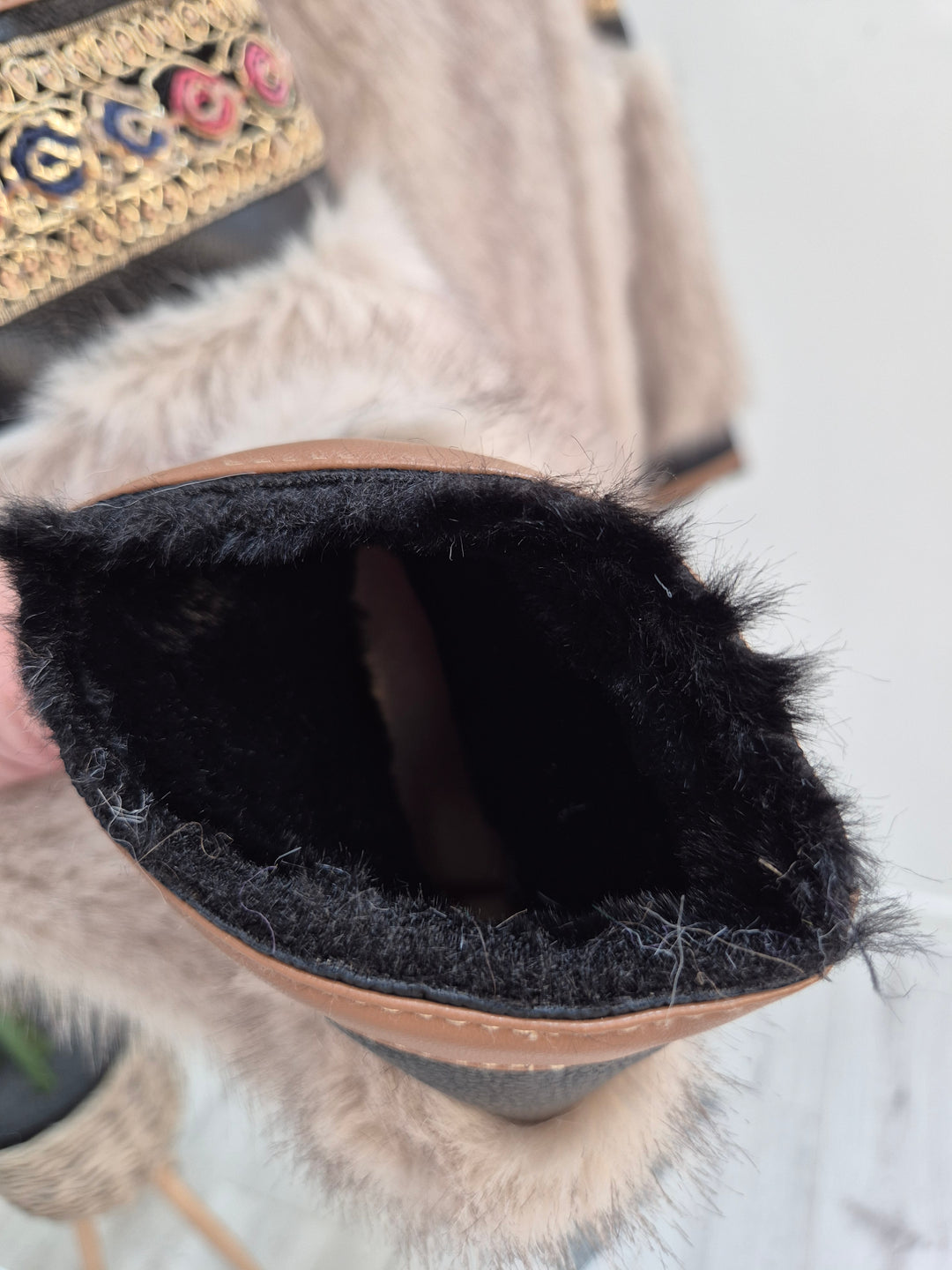 Oslo Faux Fur/Faux Leather Jacket - Black - (Oversized fits Size 12/14 to Size 18/20/20)