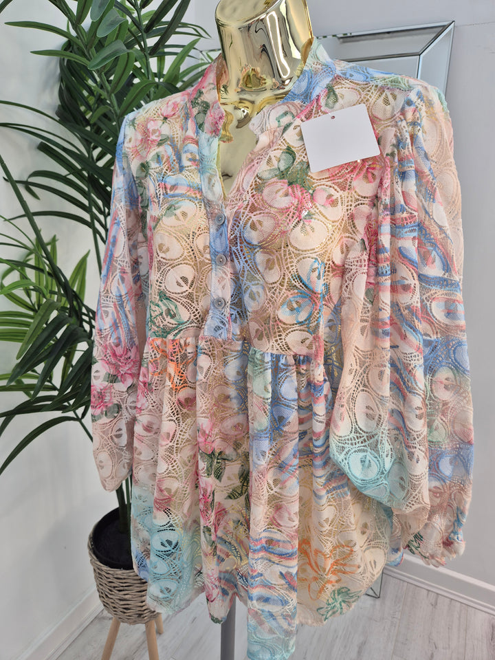 Gardenia Floral Lace Top - Cream (Oversized, fitting from Size 14 up to Size 20)