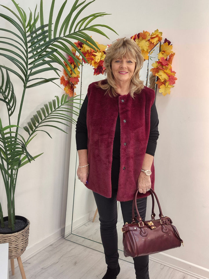 Oslo Faux Fur Gilet - Wine (Curvy fits from 14 up to Size 20)