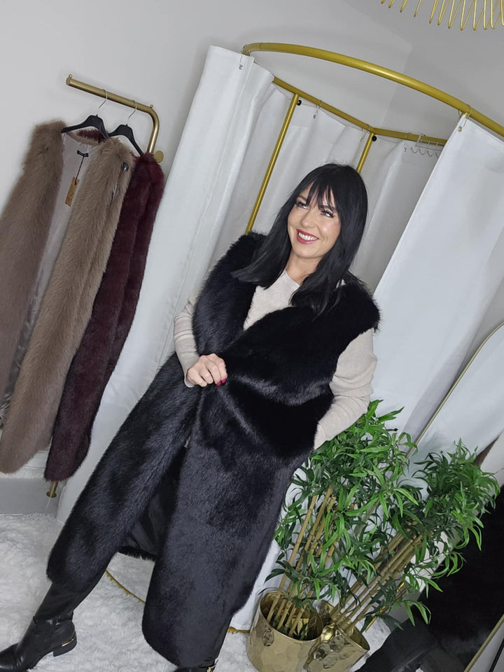 Oslo Faux Fur Longline Gilet - Black (One Size - fits from Size 10 up to Size 16)
