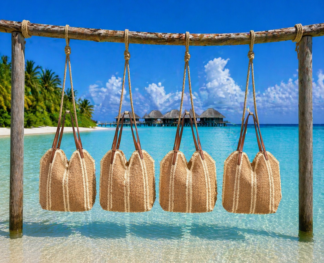 Maldives Beach Bag (Zipped & Fully Lined with Dual Faux Leather Handles - Natural/Cream