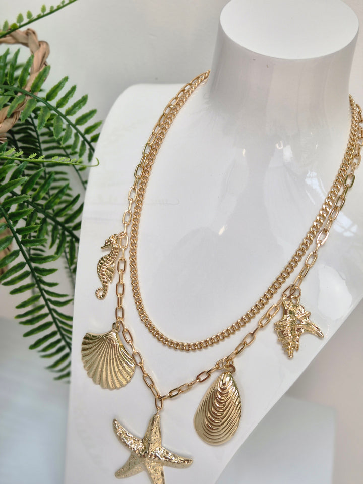 Starfish Beach Vibes Necklace (Gold Tone)