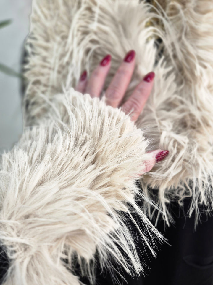 Oslo Faux Fur Shaggy Fingerless Gloves/Cuffs - Cream