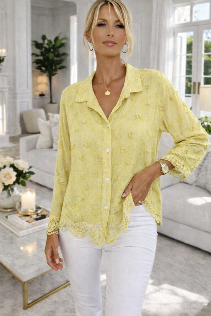 Tiffany Applique Blouse - Lemon (One Size/Curvy - fits from Size 12/14 up to Size 18)
