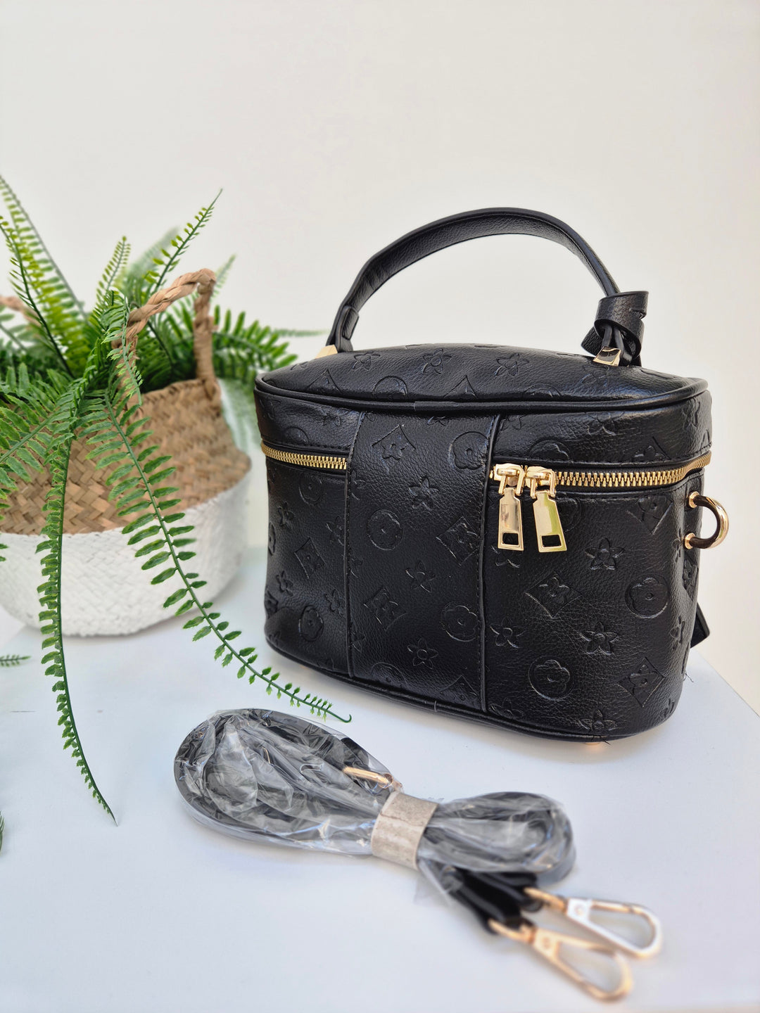 Louisa Bucket Bag - Black