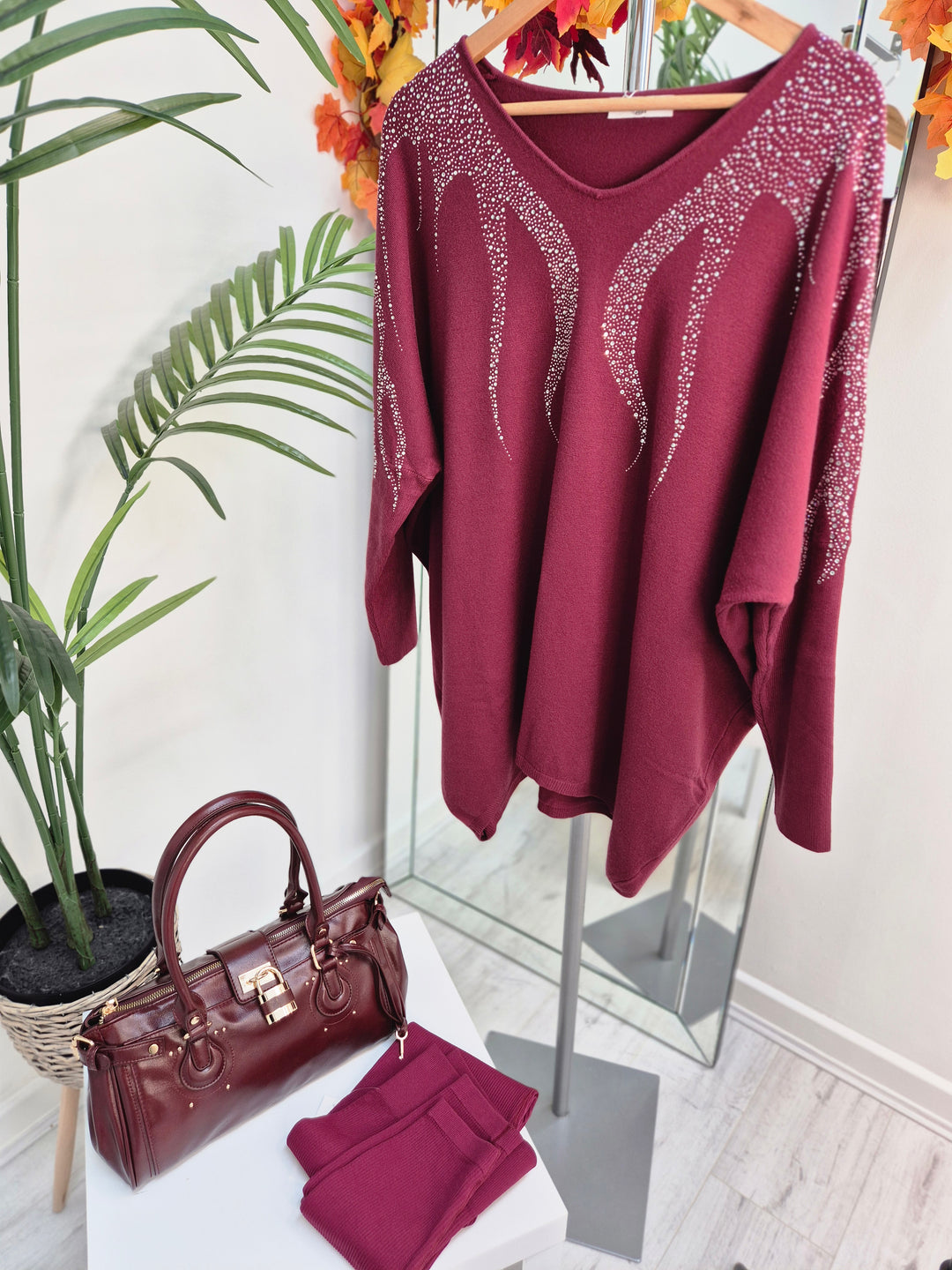 Sasha Sparkle Oversized Jumper - Wine (fitting from Size 14 up to Size 20)