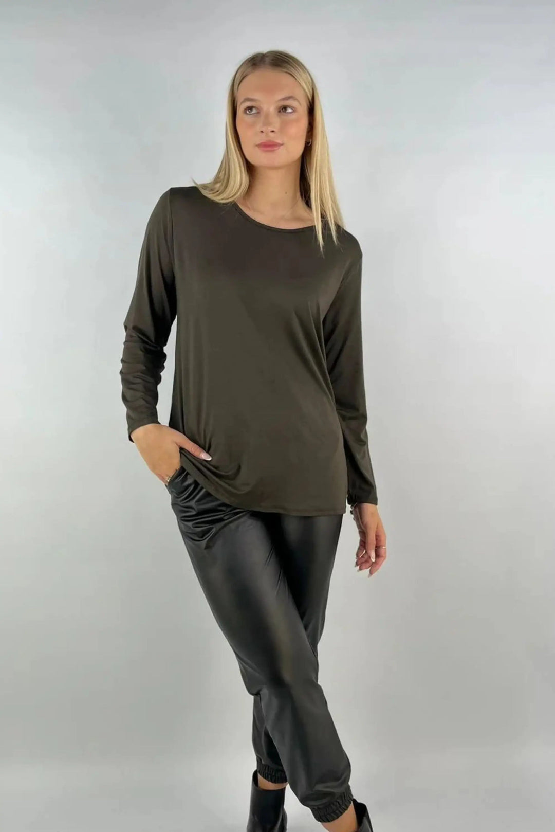 Vanessa Long Sleeve Top - (choose your Colour) - One Size/Curvy - from Size 14 to Size 18/20