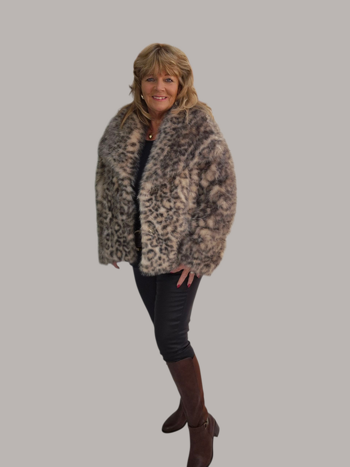 Oslo Faux Fur Shawl Collar Jacket - Snow Leopard (One Size/Curvy - fitting from Size 14 up to Size 18)