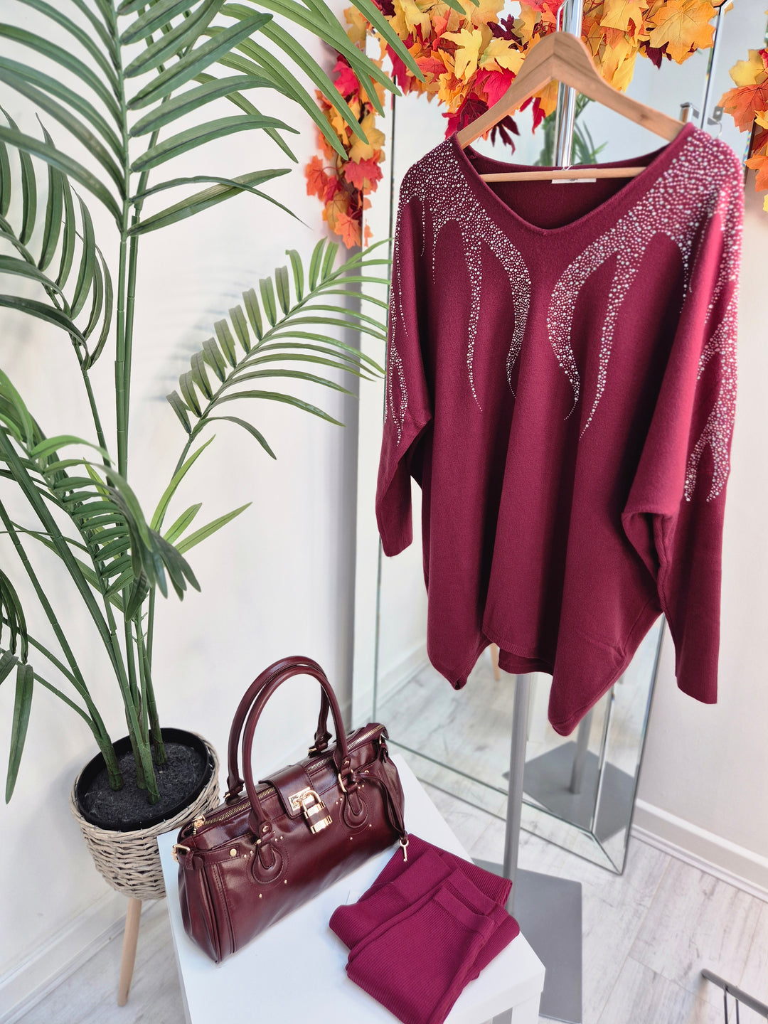 Sasha Sparkle Oversized Jumper - Wine (fitting from Size 14 up to Size 20)