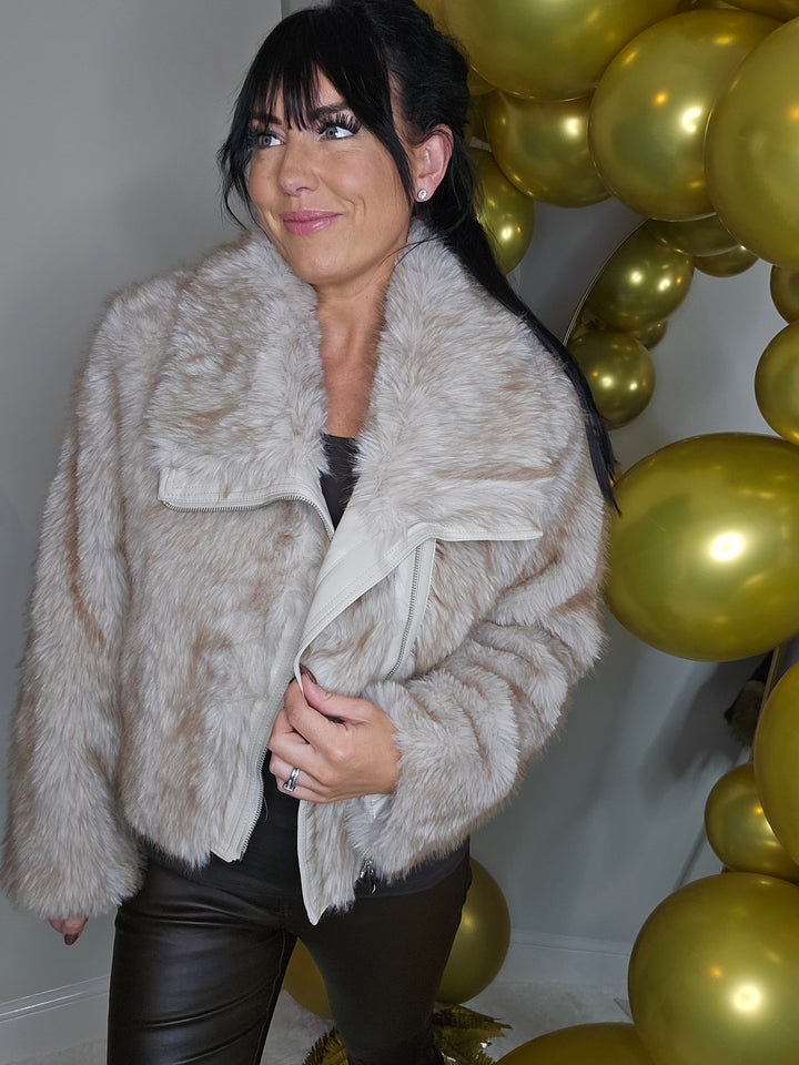 Oslo Faux Fur Jacket with Shawl Collar & Zip (One Size - fits from 10/12 up to Size 16) - Creamy Beige