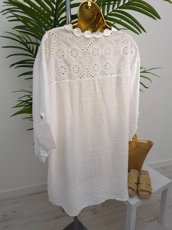 Belinda Broderie Anglaise Top - (choose your Colour) (Curvy)