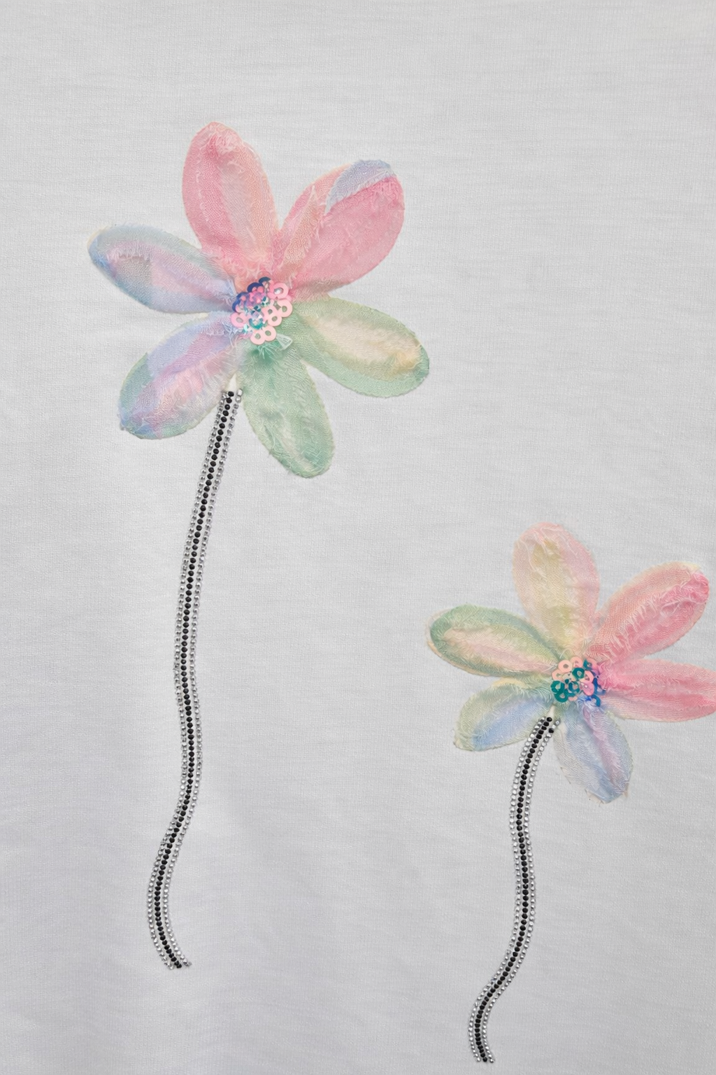 Daisy Crystal Tee Shirt  - White (One Size/Curvy, fits Size 12/14 to 16/18)