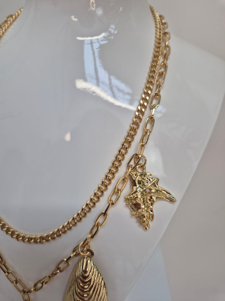 Starfish Beach Vibes Necklace (Gold Tone)