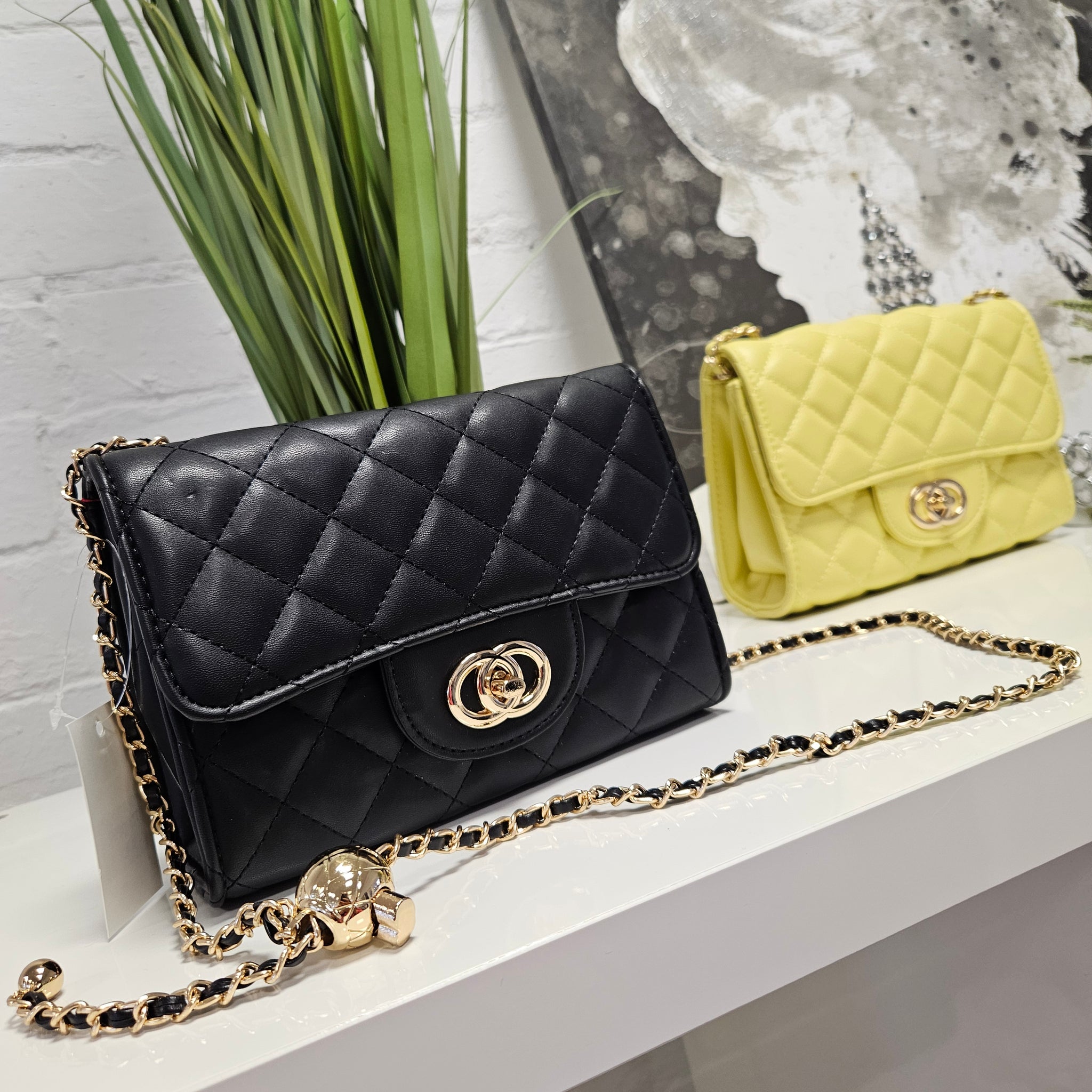 Coco Quilted Clasp Bag - Black ( Small )
